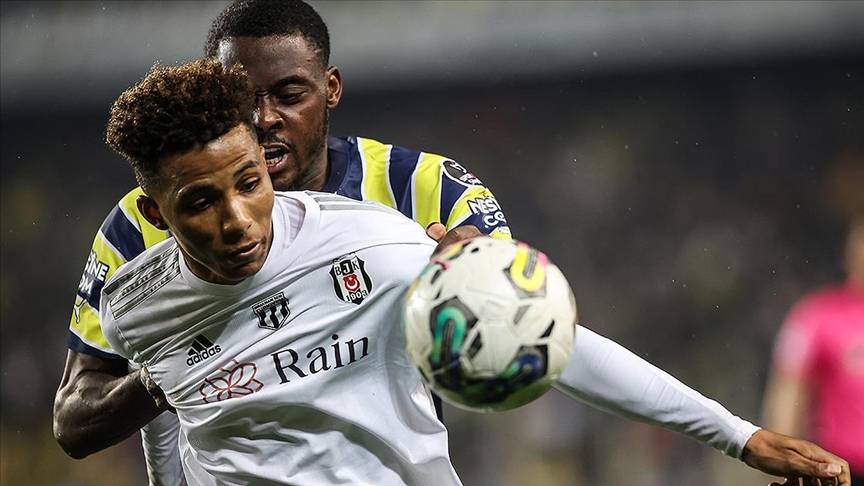 Beşiktaş - Fenerbahçe maçı için geri sayım başladı! Derbinin kanalı ve hakemi belli oldu! 7